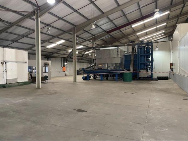 2 000 m² Industrial space