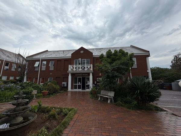 141 m² Commercial space