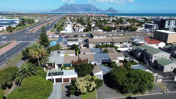 2 200 m² Land