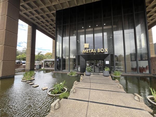 166.9 m² Commercial space
