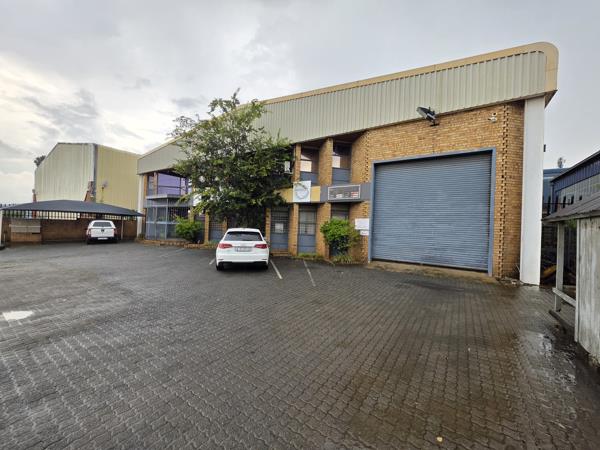 1 300 m² Industrial space