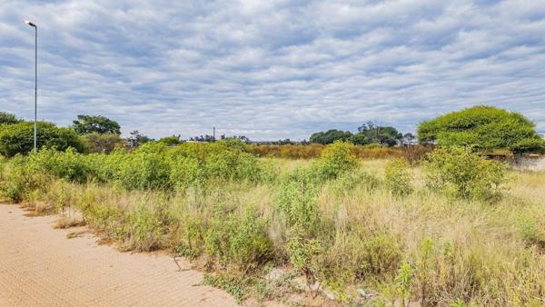 795 m² Land