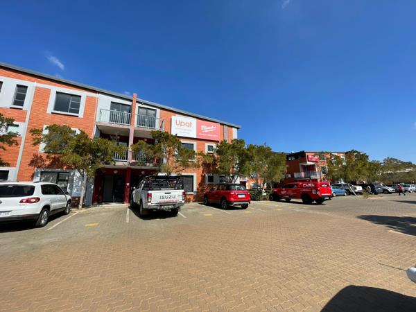 606 m² Industrial space