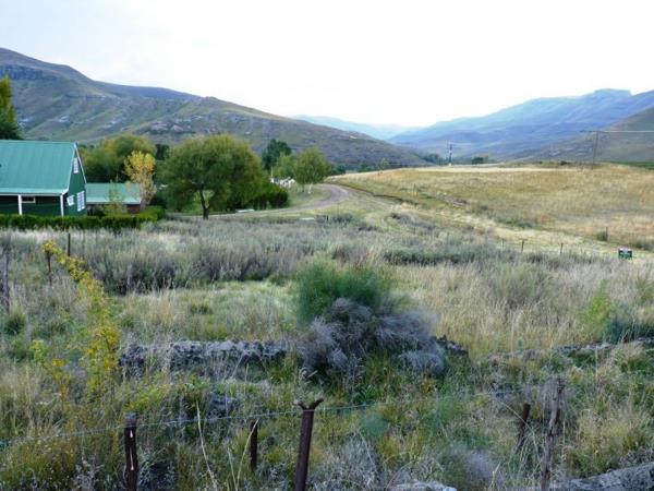 535 m² Land