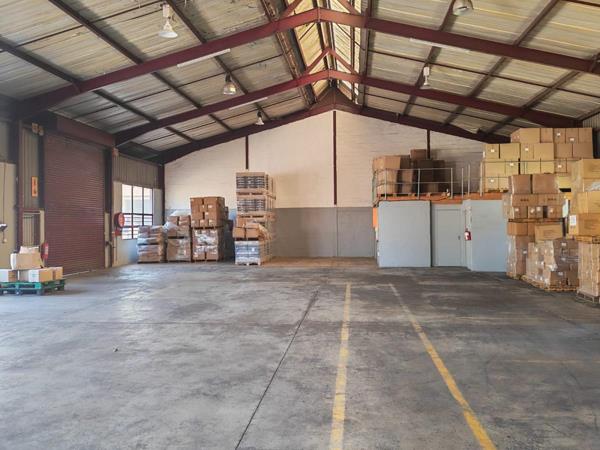 1 010 m² Industrial space