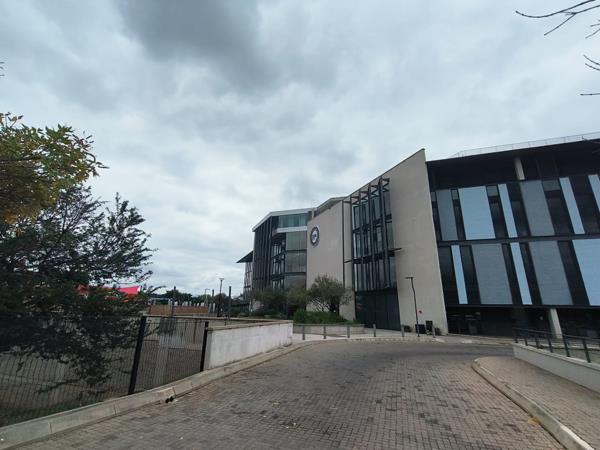 89 m² Commercial space