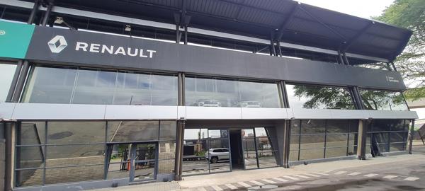 330 m² Commercial space
