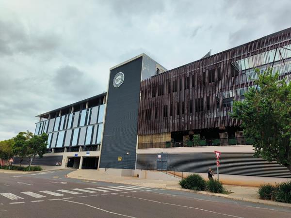 377 m² Commercial space