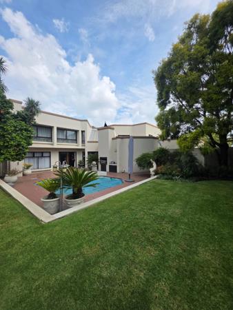 5 Bedroom House