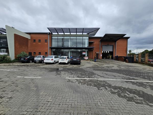954 m² Industrial space