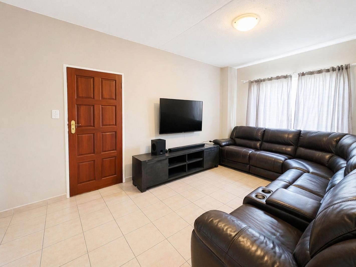 1 Bedroom House in Tijger Valley