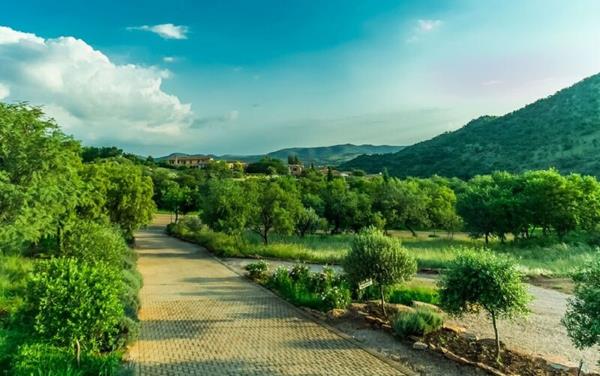 821 m² Land