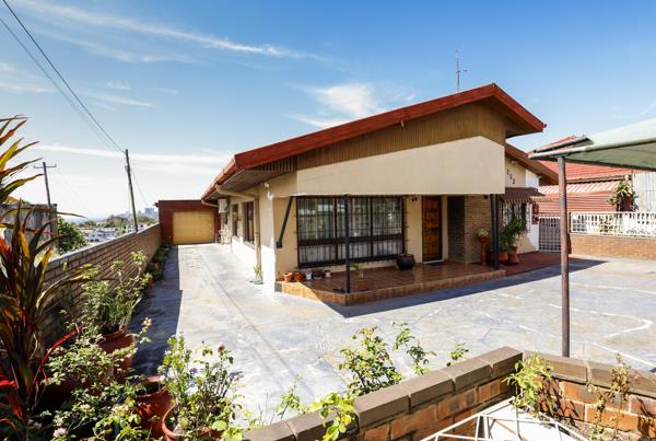 13 Bedroom House