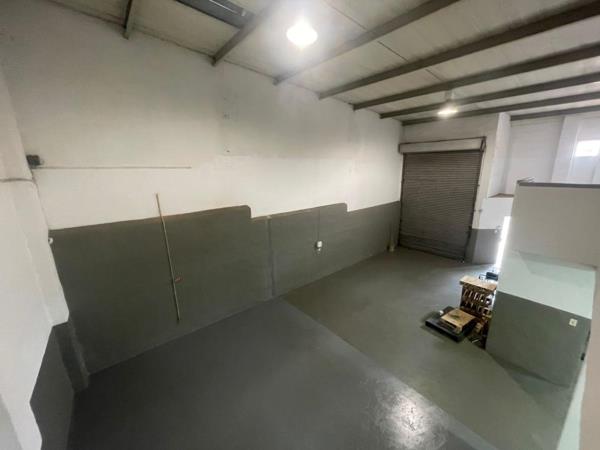 230 m² Industrial space