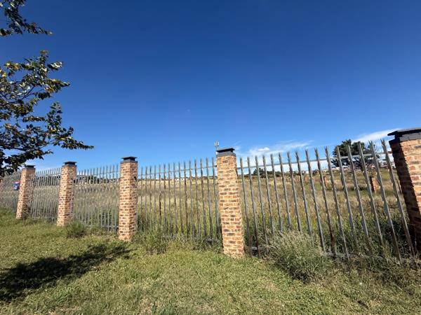6 370 m² Land