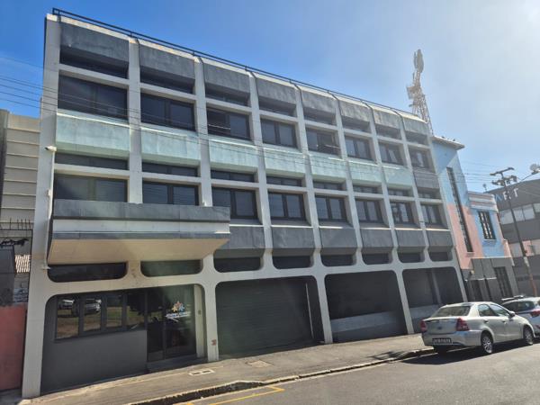 380 m² Commercial space