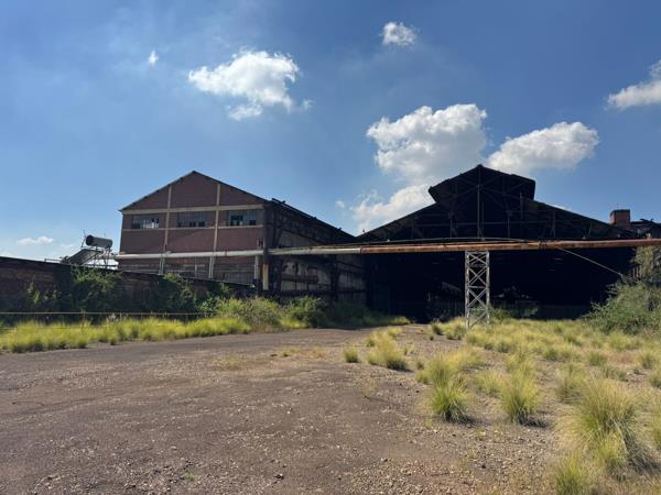 11 000 m² Industrial space