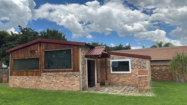 1 Bedroom Garden Cottage