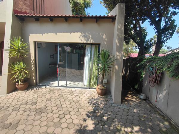 1 Bedroom Garden Cottage
