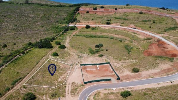 1 033 m² Land