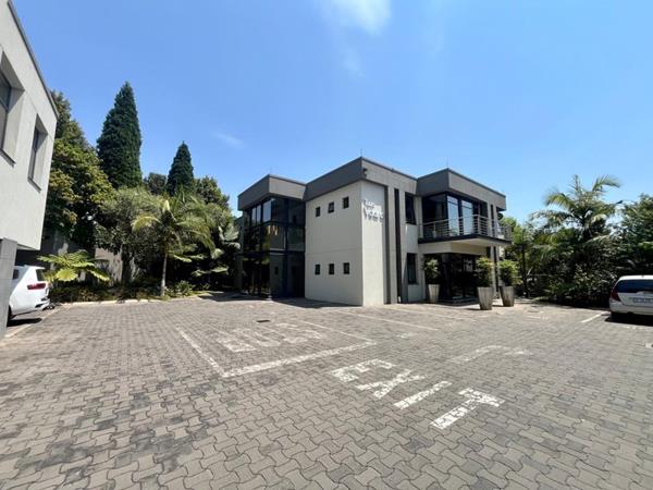 212 m² Office Space