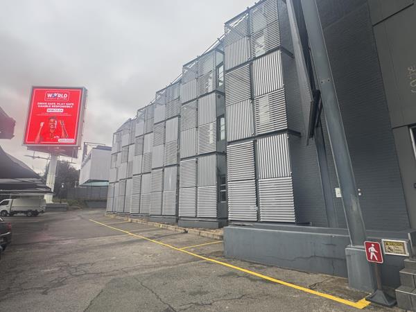 314 m² Commercial space