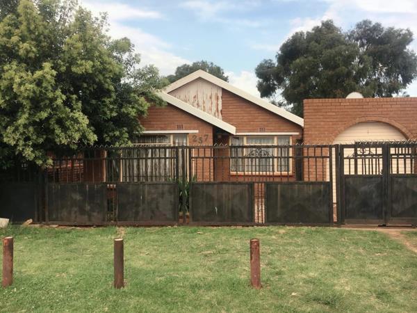 3 Bedroom House