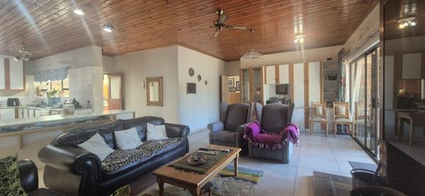 6 Bedroom House