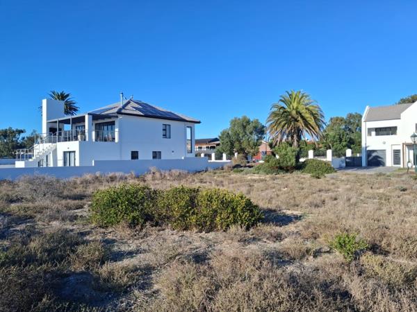 408 m² Land