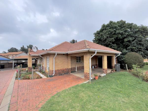 2 Bedroom House