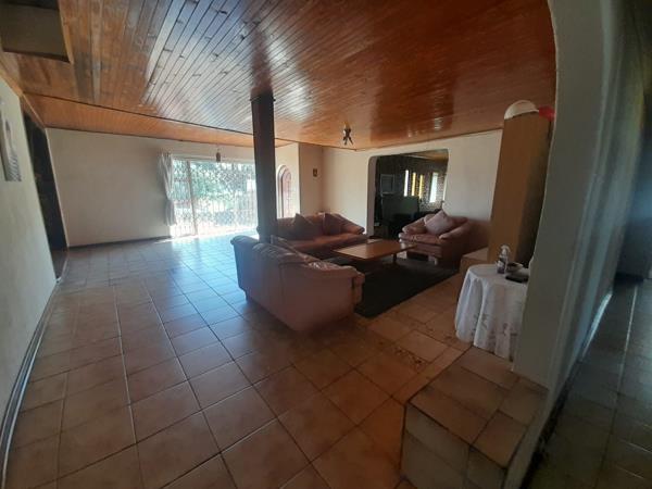 2.2 ha Land