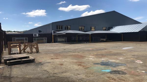 1 967 m² Industrial space