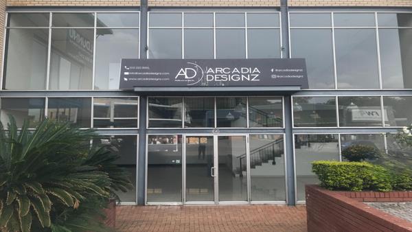 250 m² Commercial space
