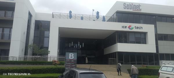 849 m² Commercial space