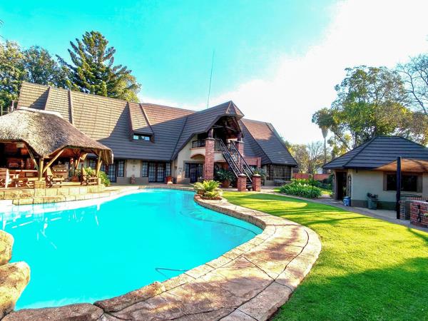 5 Bedroom House