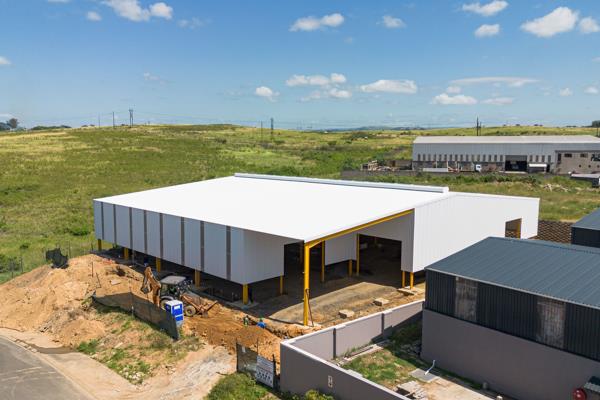 1 900 m² Industrial space