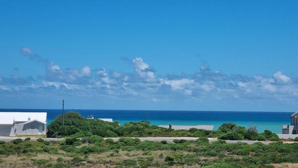 600 m² Land