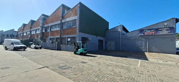 681 m² Industrial space