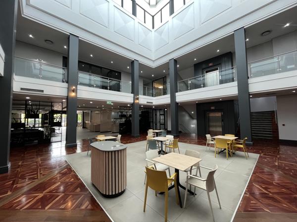 950 m² Commercial space