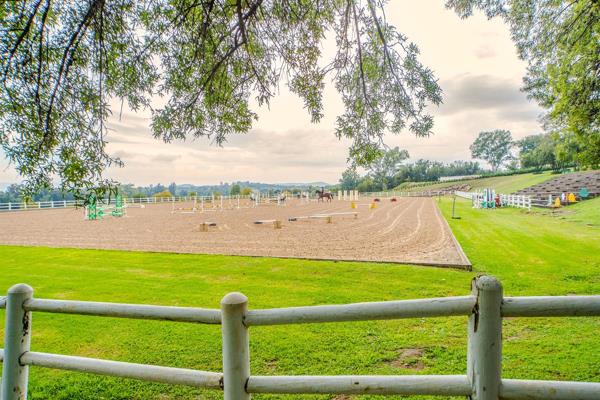 2 900 m² Land