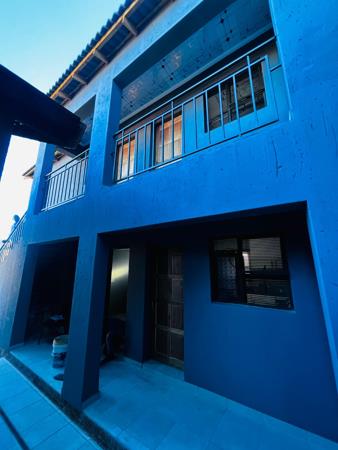 Bachelor apartment