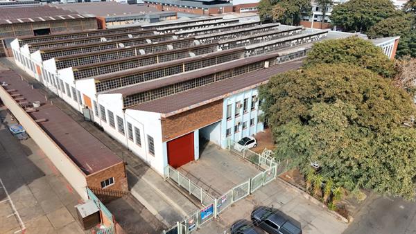 3 300 m² Industrial space