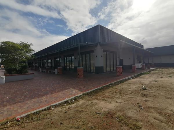 800 m² Retail Space