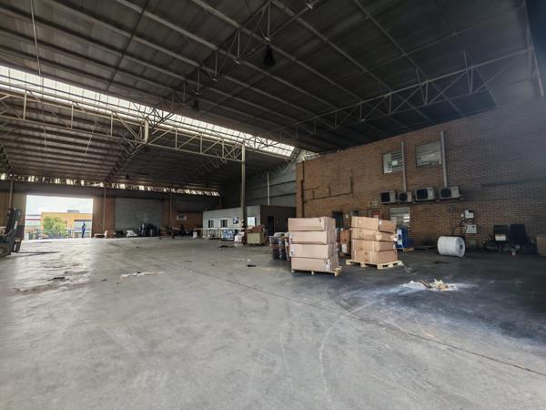 607 m² Industrial space
