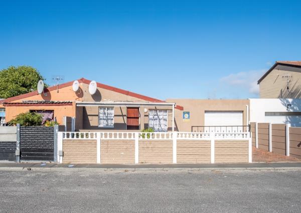 2 Bedroom House
