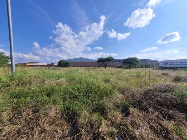 2 320 m² Land