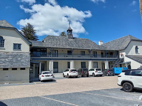 134 m² Commercial space