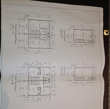 3 250 m² Land