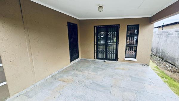 6 Bedroom House