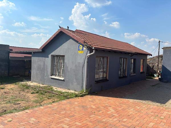2 Bedroom House